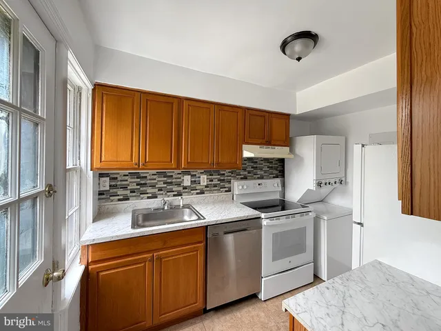 $249,000 | 2103 Fort Davis Street Southeast, Unit A, Washington, DC 20020