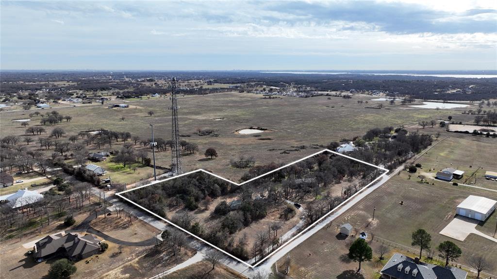 6901 Hawk Road Flower Mound, TX 75022 - Photo 2 of 24 an aerial view of multiple house