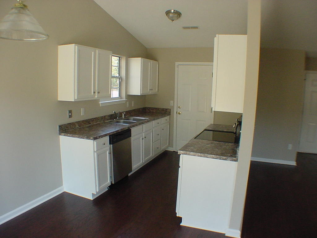 129 Englewood Road Goose Creek, SC 29445 - Photo 13 of 15 DSC00211