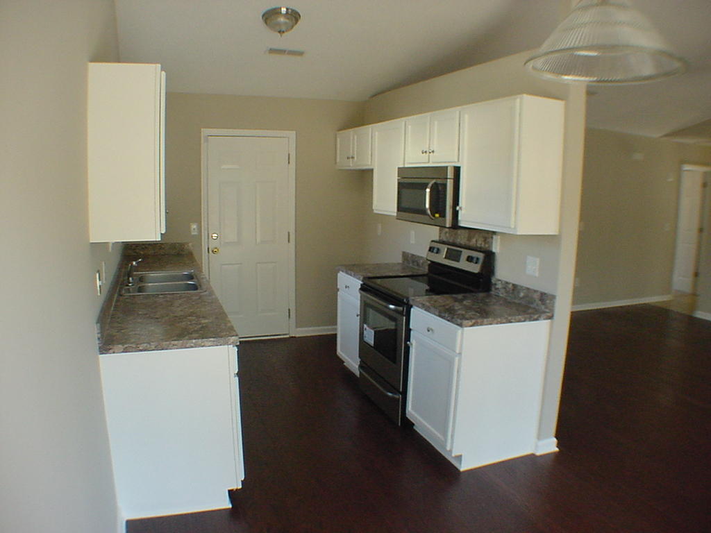 129 Englewood Road Goose Creek, SC 29445 - Photo 14 of 15 DSC00212