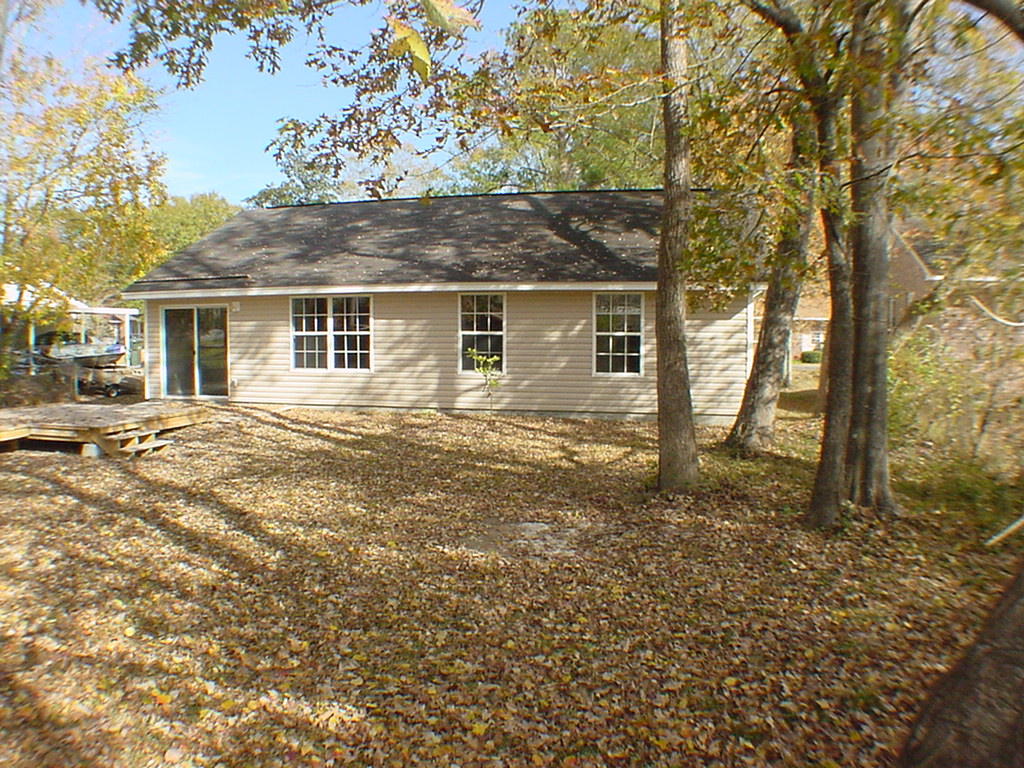 129 Englewood Road Goose Creek, SC 29445 - Photo 6 of 15 DSC00204
