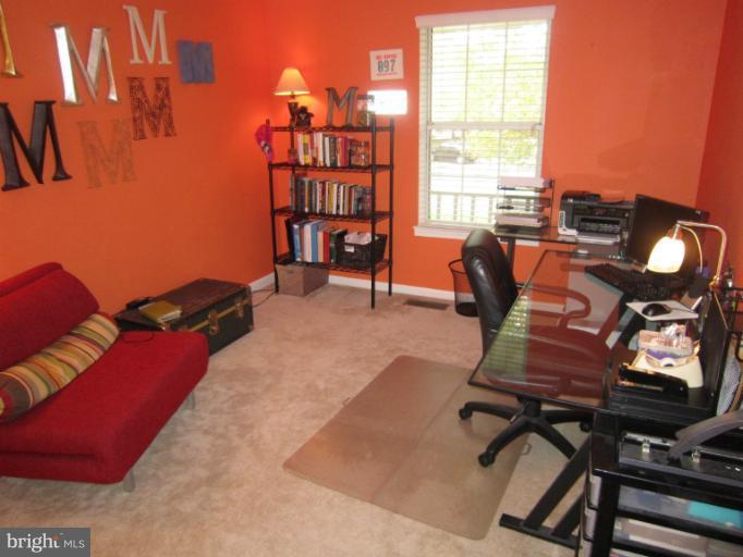 15025 Shamrock Ridge Road Silver Spring, MD 20906 - Photo 13 of 27 Bedroom #3