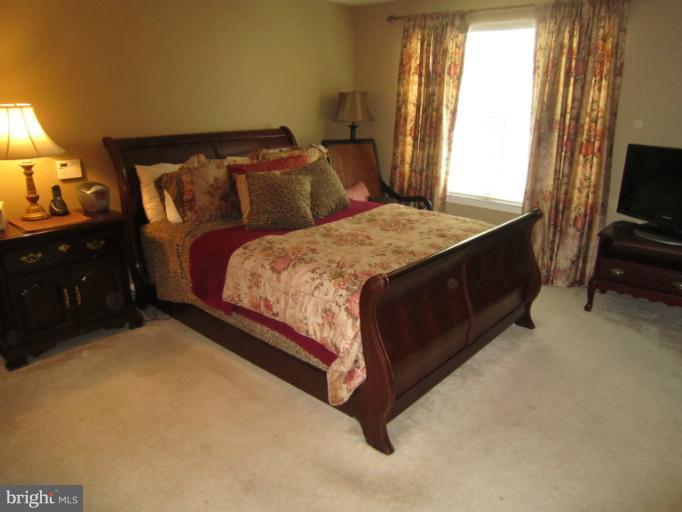 15025 Shamrock Ridge Road Silver Spring, MD 20906 - Photo 17 of 27 Bedroom (Master)