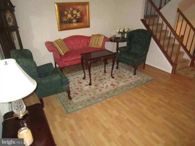 15025 Shamrock Ridge Road Silver Spring, MD 20906 - Photo 7 of 27 Hardwood Pergo flooring