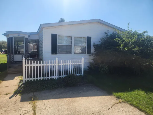 $70,000 | 69205 Garver Road, Edwardsburg, MI 49112