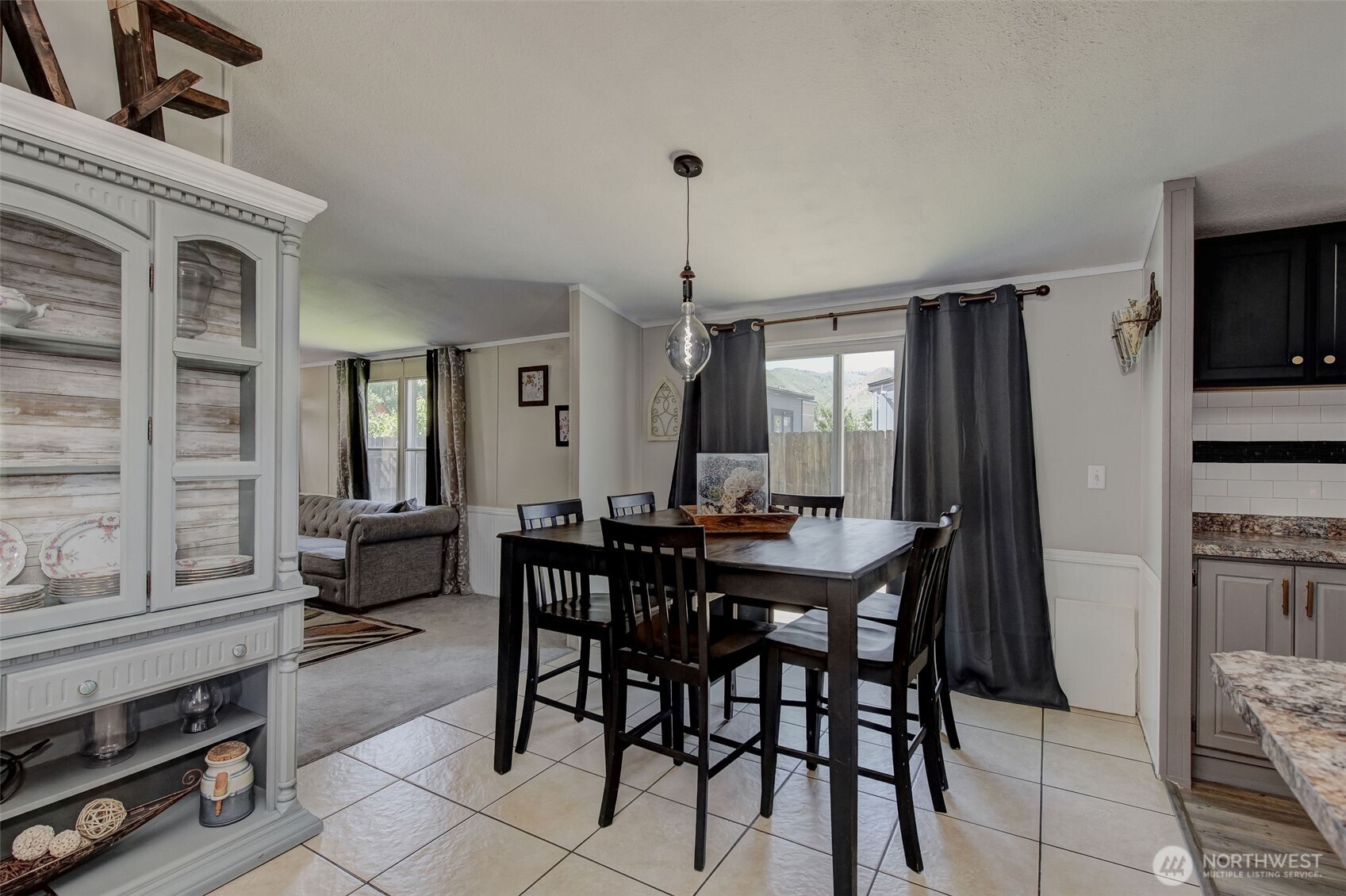 401 Ridgeview Loop Drive Wenatchee, WA 98801 - Photo 10 of 40 Gallery Image 10