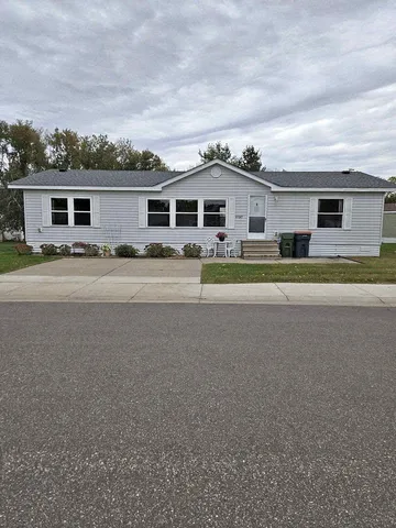 $69,900 | 10267 Pierce Place Northeast, Blaine, MN 55434