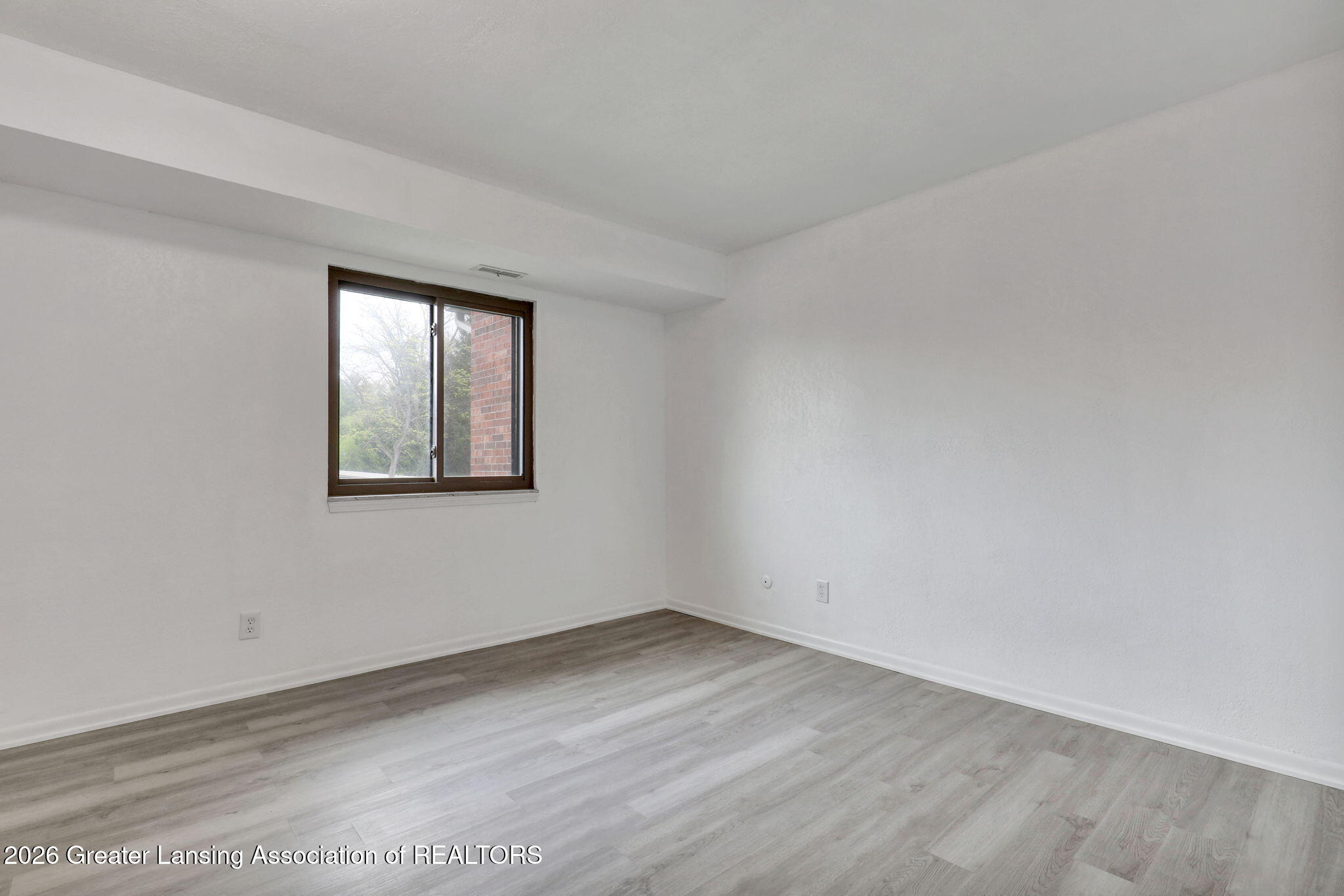 1747 Maple Ridge Road, Unit 17 Haslett, MI 48840 - Photo 14 of 30 Bedroom