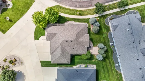 $795,000 | 4245 Coventry Drive South, Fargo, ND 58104