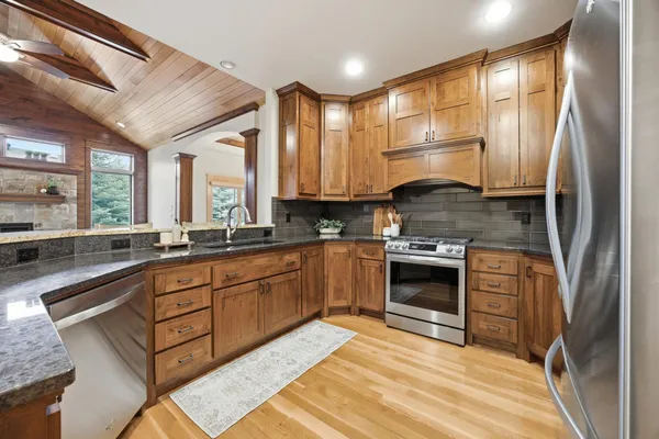 $795,000 | 4245 Coventry Drive South, Fargo, ND 58104