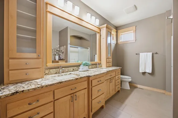 $795,000 | 4245 Coventry Drive South, Fargo, ND 58104