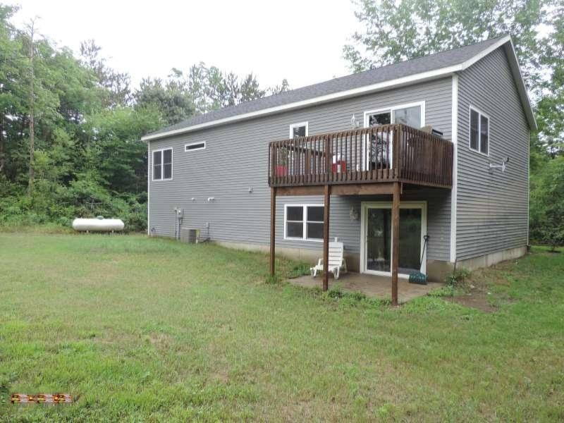 2675 Cline Road Muskegon, MI 49444 - Photo 3 of 12 DSCN9115