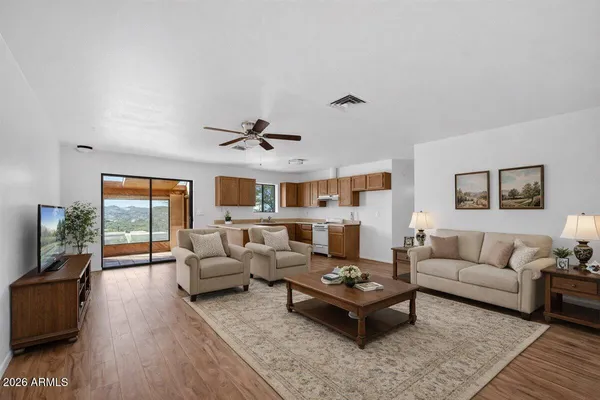 $739,000 | 48214 North 33rd Avenue, New River, AZ 85087