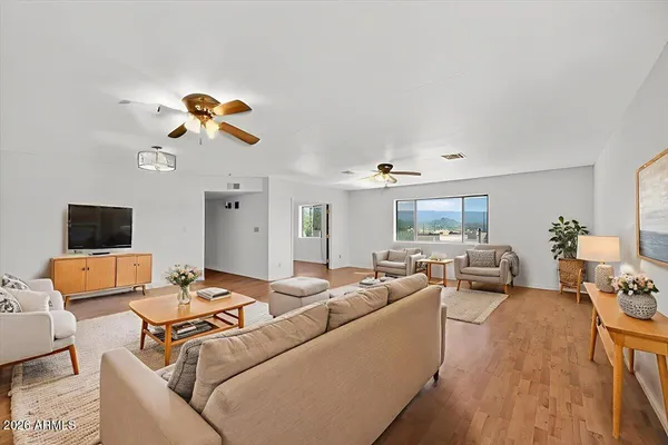 $739,000 | 48214 North 33rd Avenue, New River, AZ 85087