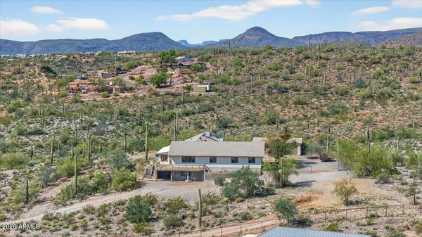 $739,000 | 48214 North 33rd Avenue, New River, AZ 85087