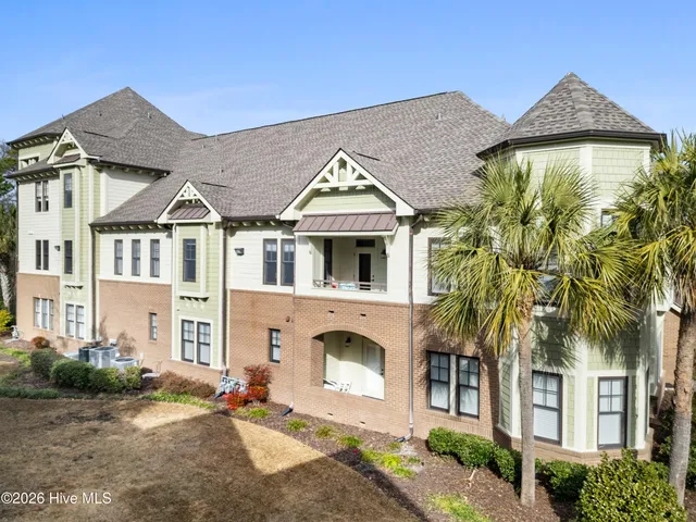 $585,000 | 644 Village Park Drive, Unit 202, Wilmington, NC 28405