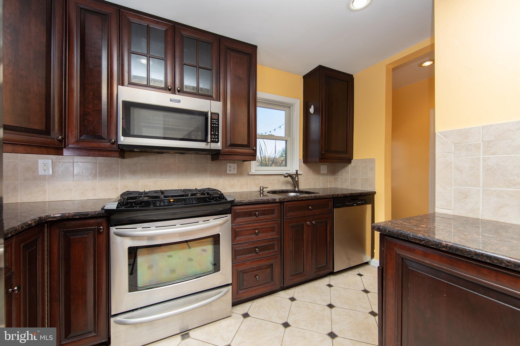 172 East Evesham Road Cherry Hill, NJ 08003 - Photo 13 of 41 Kitchen