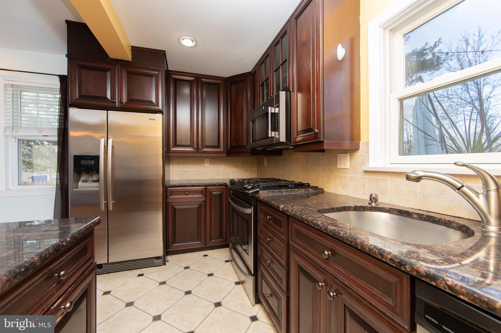 172 East Evesham Road Cherry Hill, NJ 08003 - Photo 15 of 41 Kitchen