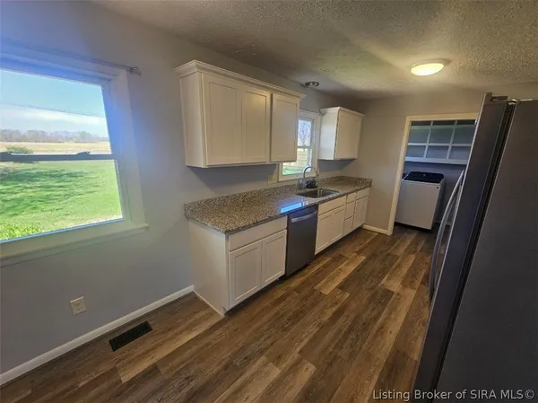 $254,900 | 2073 East Gardner Lane, Madison, IN 47250
