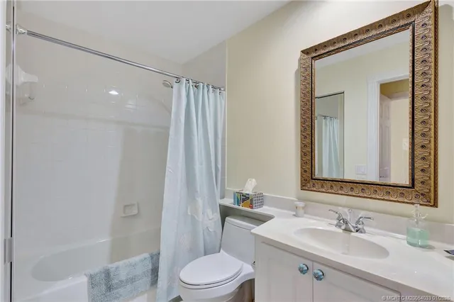 $499,900 | 8522 Southeast Retreat Drive, Hobe Sound, FL 33455