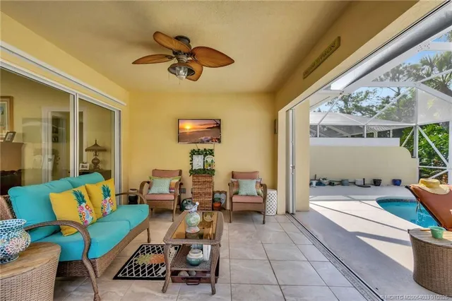 $499,900 | 8522 Southeast Retreat Drive, Hobe Sound, FL 33455