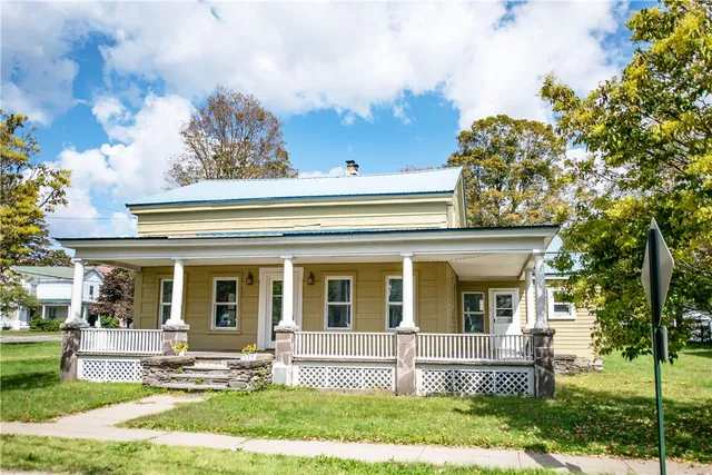 $159,000 | 125 Water Street, Franklin, NY 13775