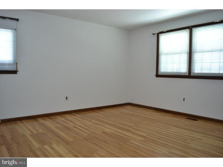 761 Grant Road Mount Laurel, NJ 08054 - Photo 11 of 19 Bedroom - Main