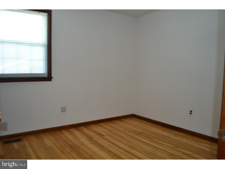 761 Grant Road Mount Laurel, NJ 08054 - Photo 13 of 19 Bedroom 3