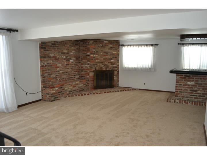 761 Grant Road Mount Laurel, NJ 08054 - Photo 14 of 19 Family Room
