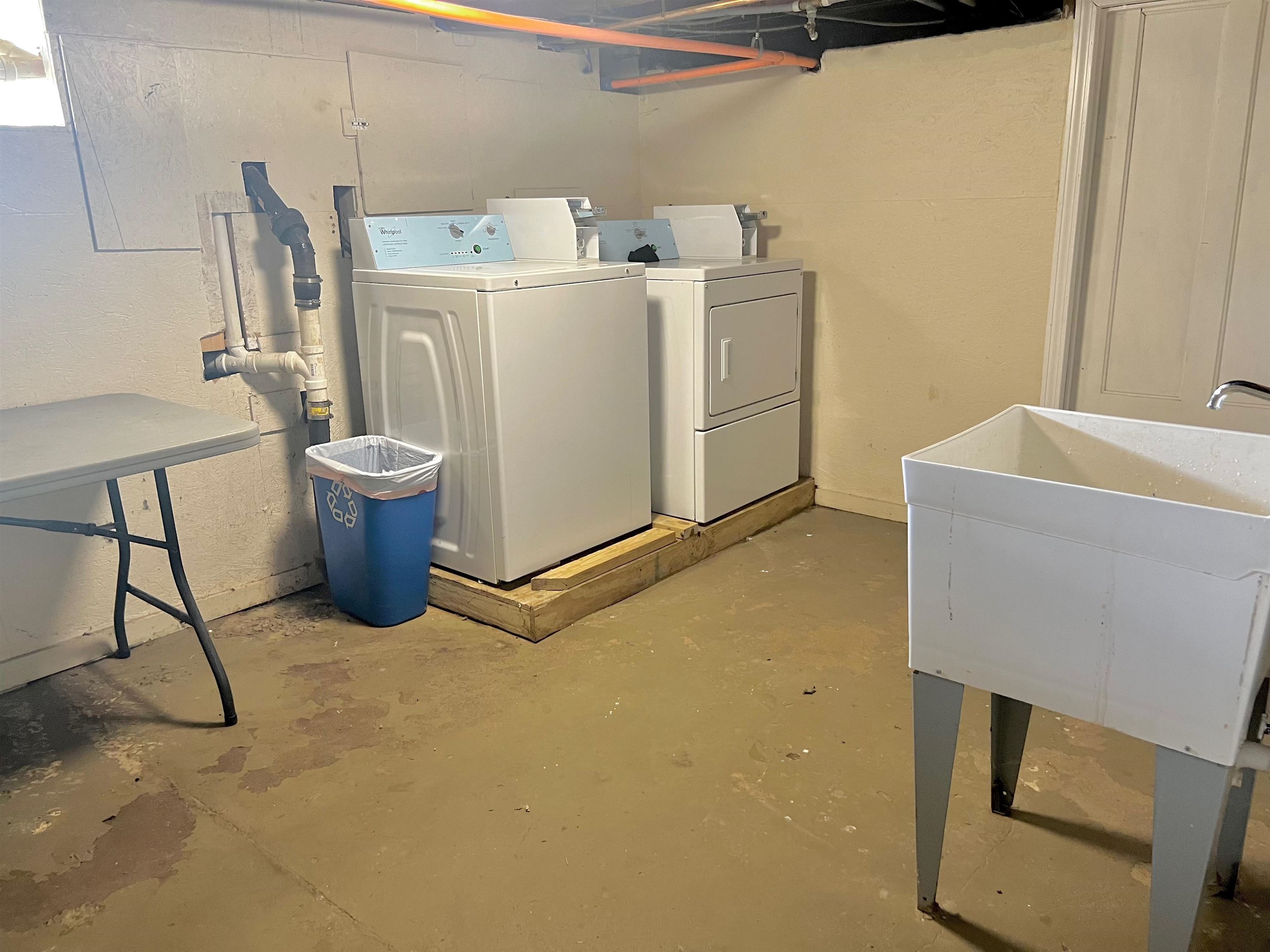 11 Liberty Street, Unit 1 Manchester, NH 03104 - Photo 10 of 12