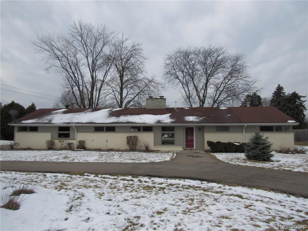 28201 Bell Road Southfield, MI 48034 - Photo 1 of 38 28201 BELL SOUTHFIELD (9).JPG