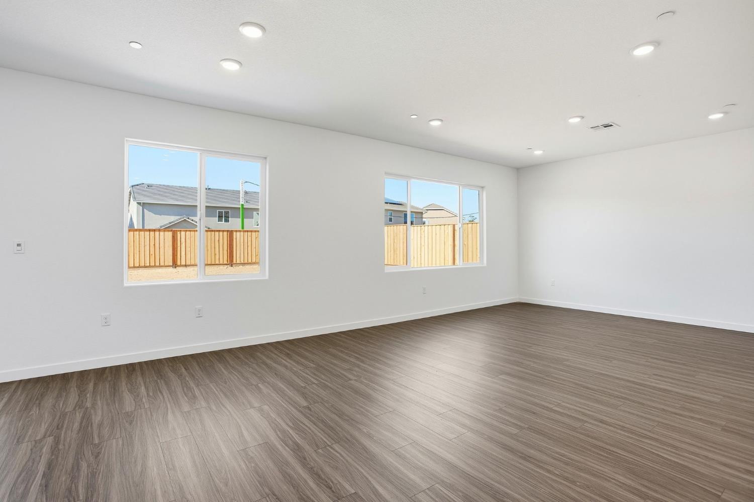 1034 Slalom Way Lincoln, CA 95648 - Photo 4 of 12