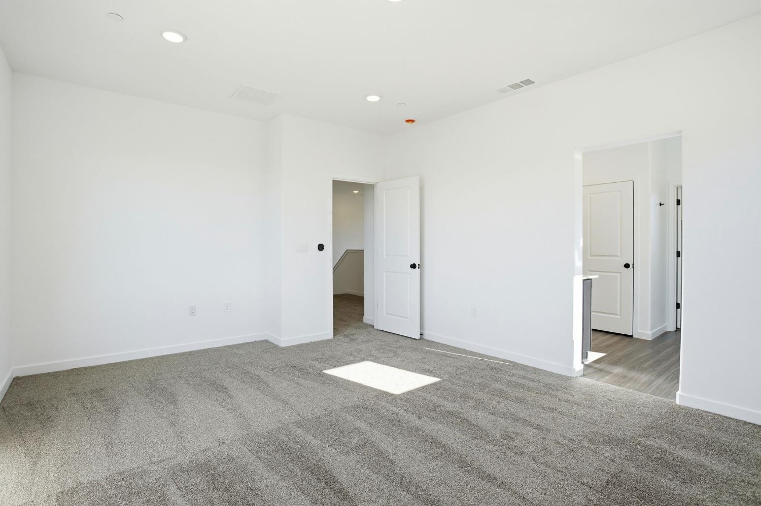 1034 Slalom Way Lincoln, CA 95648 - Photo 6 of 12