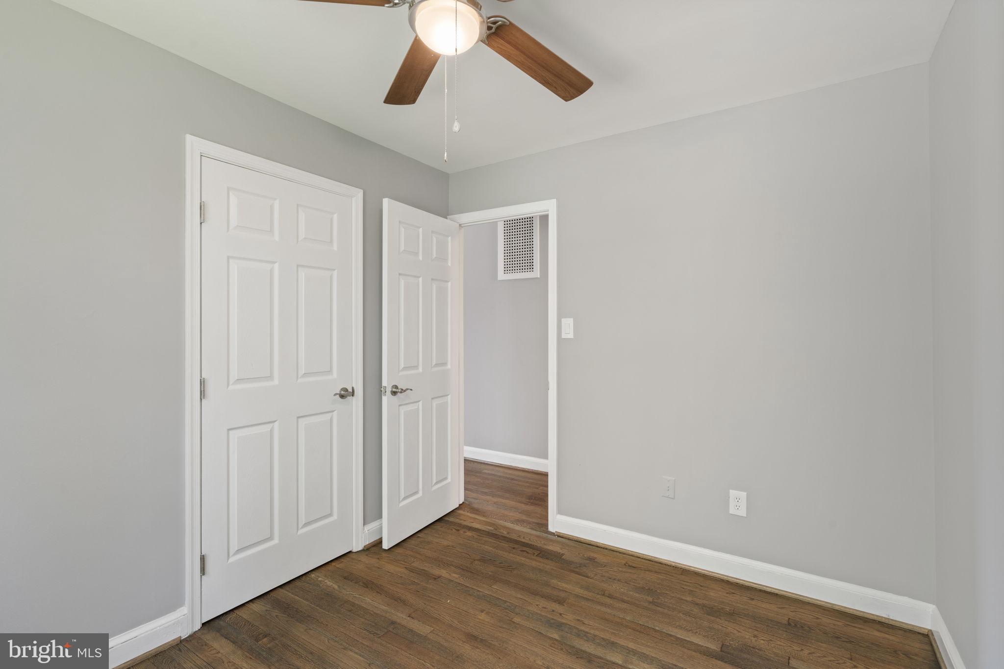 4916 Ravensworth Road Annandale, VA 22003 - Photo 17 of 42 Gallery Image 17