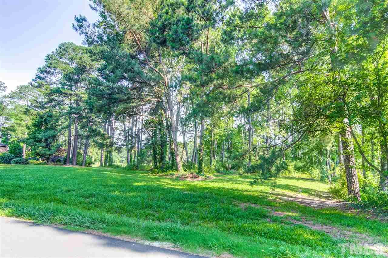 1152 Country Club Road Smithfield, NC 27577 - Photo 2 of 25 Gallery Image 2