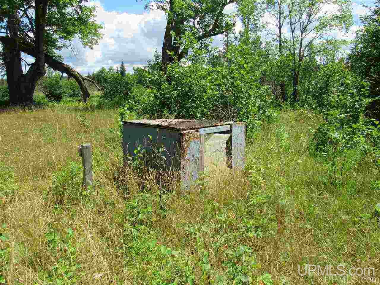 19046-19048 Collins Road Lanse, MI 49946 - Photo 9 of 40 Gallery Image 9