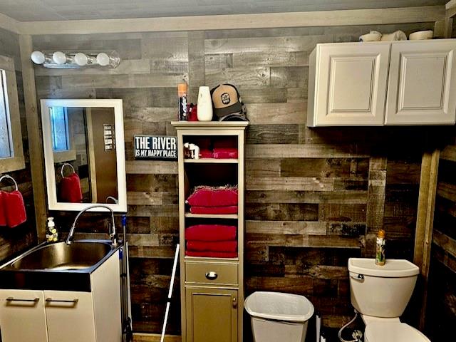 1161 Riverview Road Millsap, TX 76066 - Photo 10 of 27
