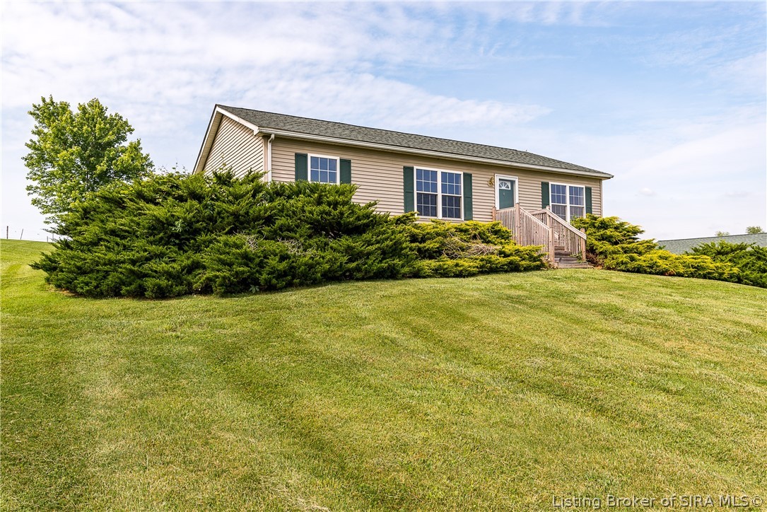 7526 Frank Ott Road Georgetown, IN 47122 - Photo 1 of 21