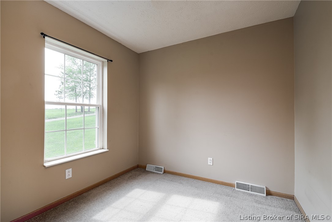 7526 Frank Ott Road Georgetown, IN 47122 - Photo 17 of 21