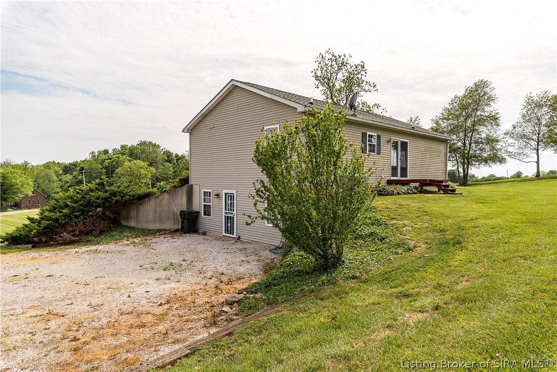 7526 Frank Ott Road Georgetown, IN 47122 - Photo 5 of 21