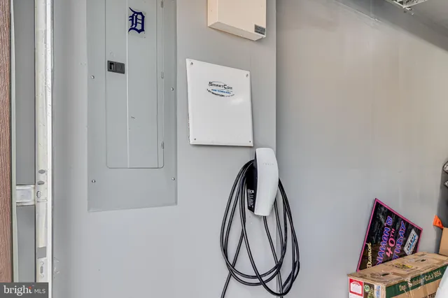 a view of walk in closet