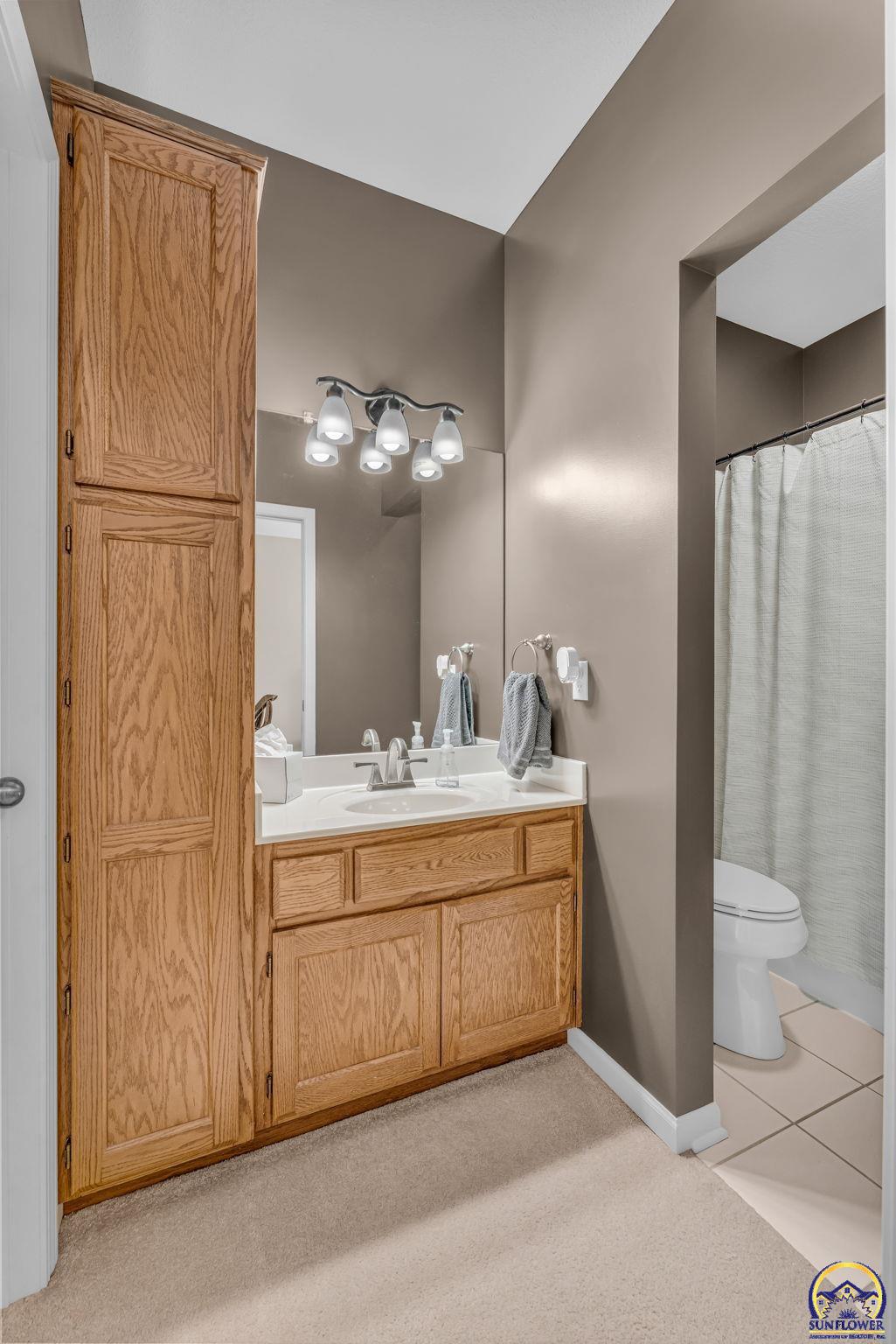 4235 Southwest Aylesbury Road Topeka, KS 66610 - Photo 19 of 35