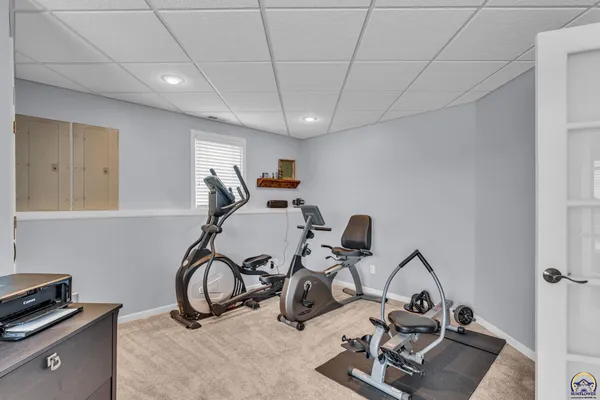 $599,900 | 4235 Southwest Aylesbury Road, Topeka, KS 66610