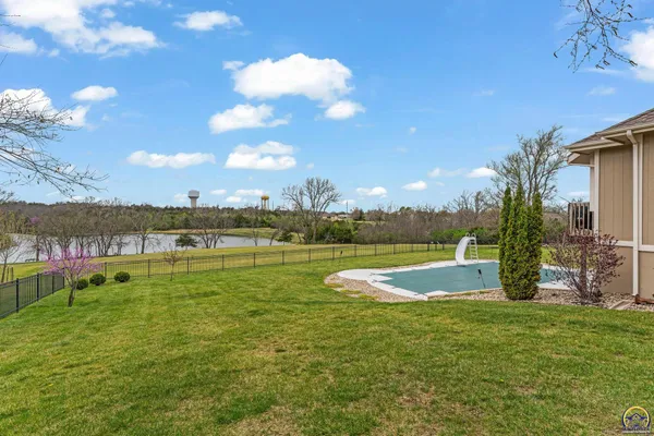 $599,900 | 4235 Southwest Aylesbury Road, Topeka, KS 66610