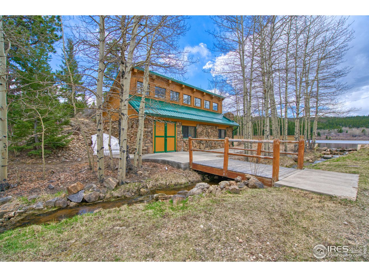 173 County Road 96 Ward, CO 80481 - Photo 9 of 17 Spirit Lodge