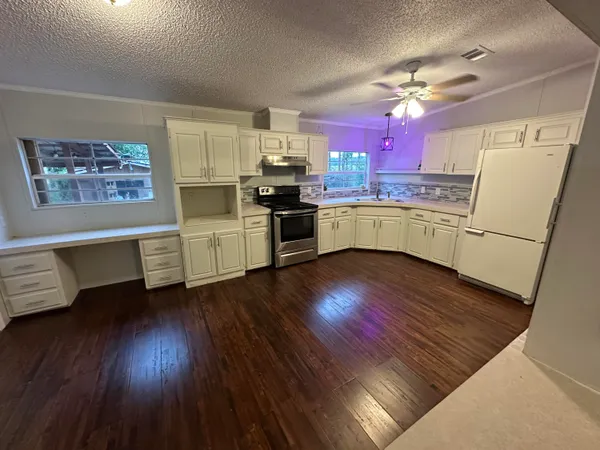 $2,200 | 930 Deer Street, Clewiston, FL 33440