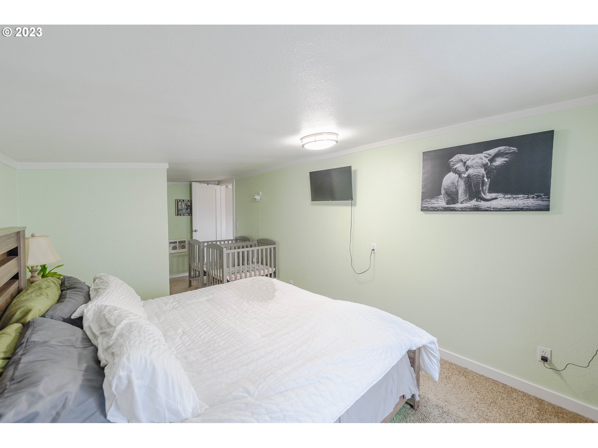201 Ash Street Myrtle Point, OR 97458 - Photo 13 of 32 Bedroom, Primary