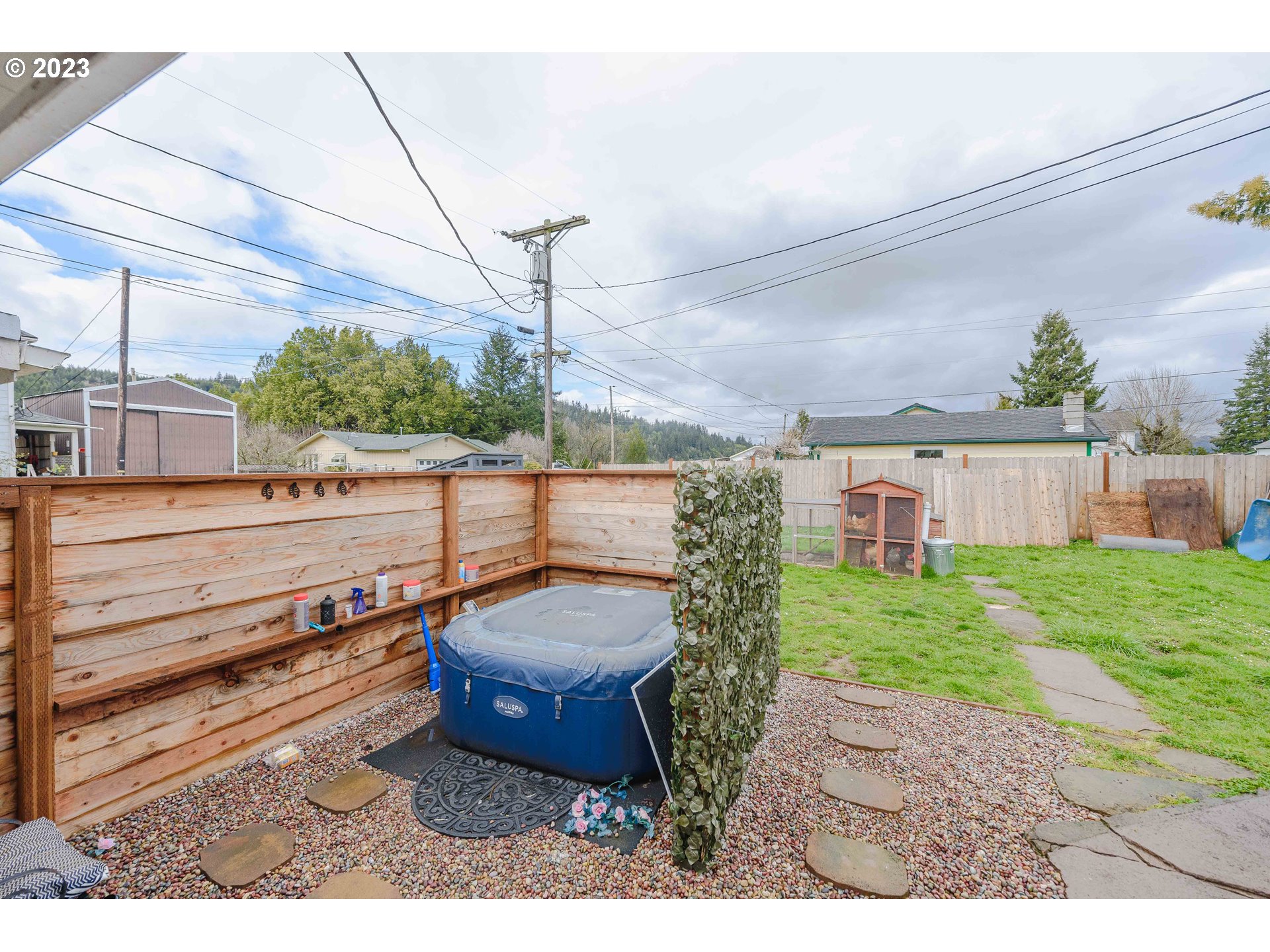 201 Ash Street Myrtle Point, OR 97458 - Photo 25 of 32 Backyard