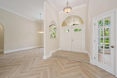$1,500,000 | 7087 155th Place North, Palm Beach Gardens, FL 33418