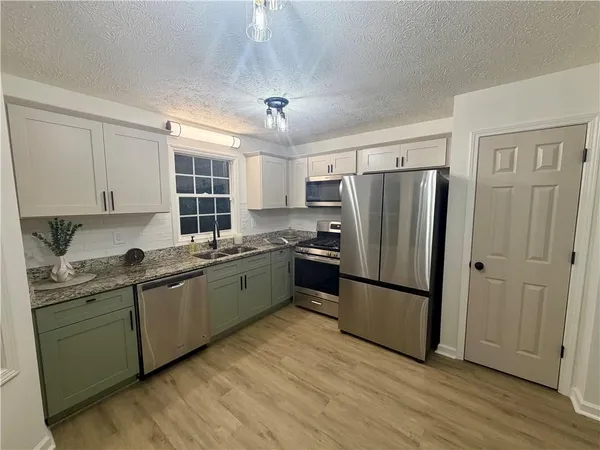 $325,000 | 195 Ashbury Court, Dallas, GA 30157